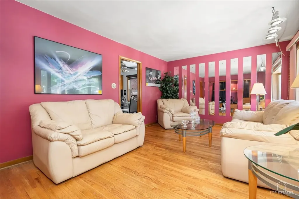 3437 West 84th Place Chicago IL 60652