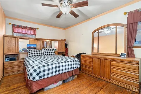 3437 West 84th Place Chicago IL 60652