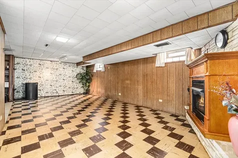 3437 West 84th Place Chicago IL 60652