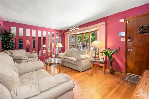 3437 West 84th Place Chicago IL 60652