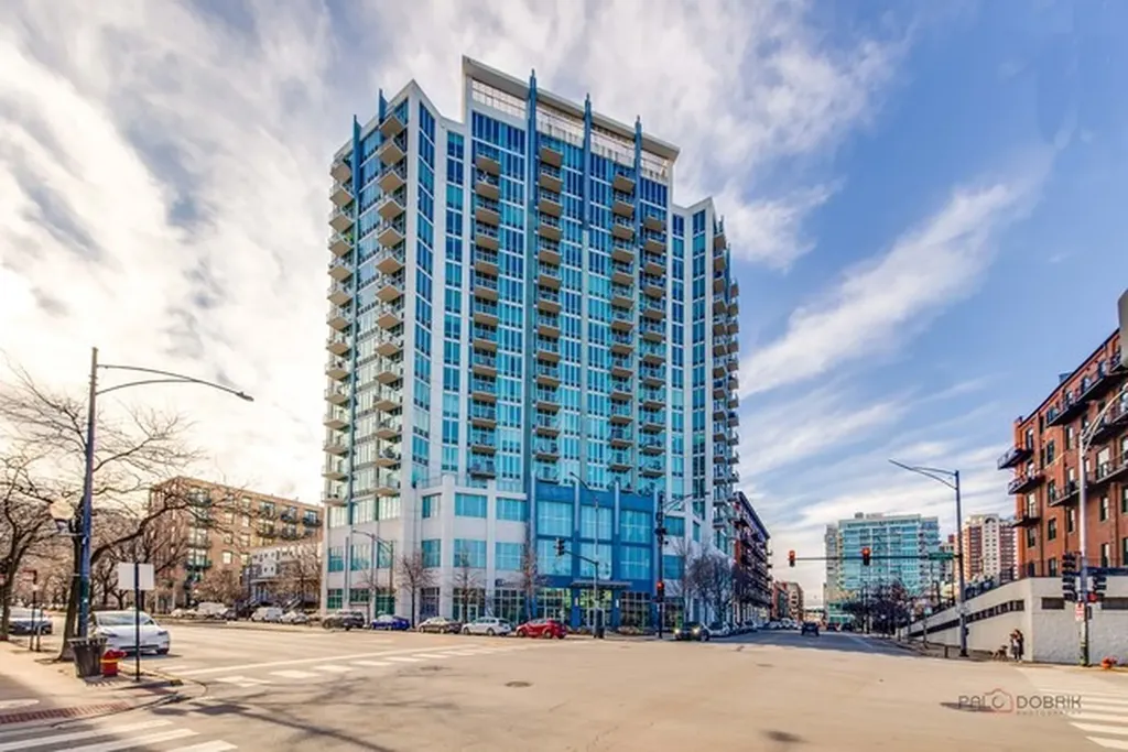 1600 South Indiana Avenue Chicago IL 60616
