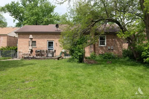 18625 Homewood Avenue Homewood IL 60430