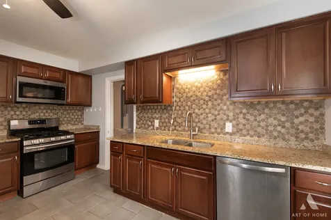 18625 Homewood Avenue Homewood IL 60430