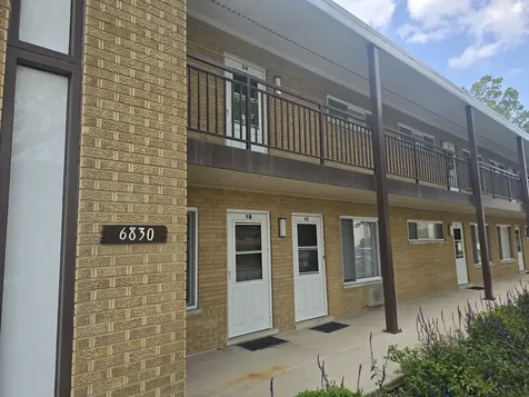 6830 North Ozark Avenue Chicago IL 60631