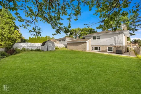 6224 West 91st Street Oak Lawn IL 60453