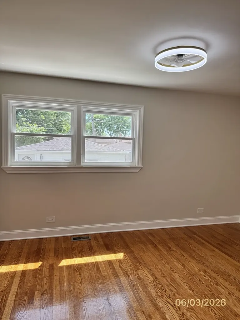 7349 South Honore Street Chicago IL 60636
