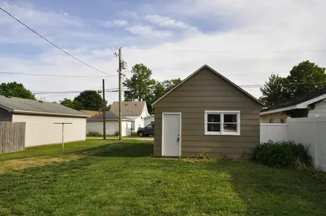 307 West Larue Street Streator IL 61364