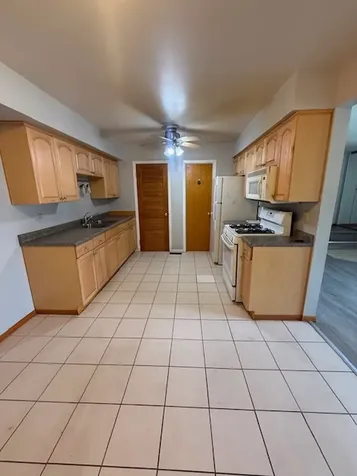 1302 Kingsbury Drive Hanover Park IL 60133