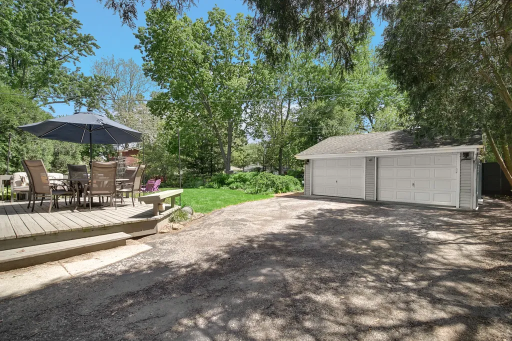 54 Elmwood Drive Naperville IL 60540