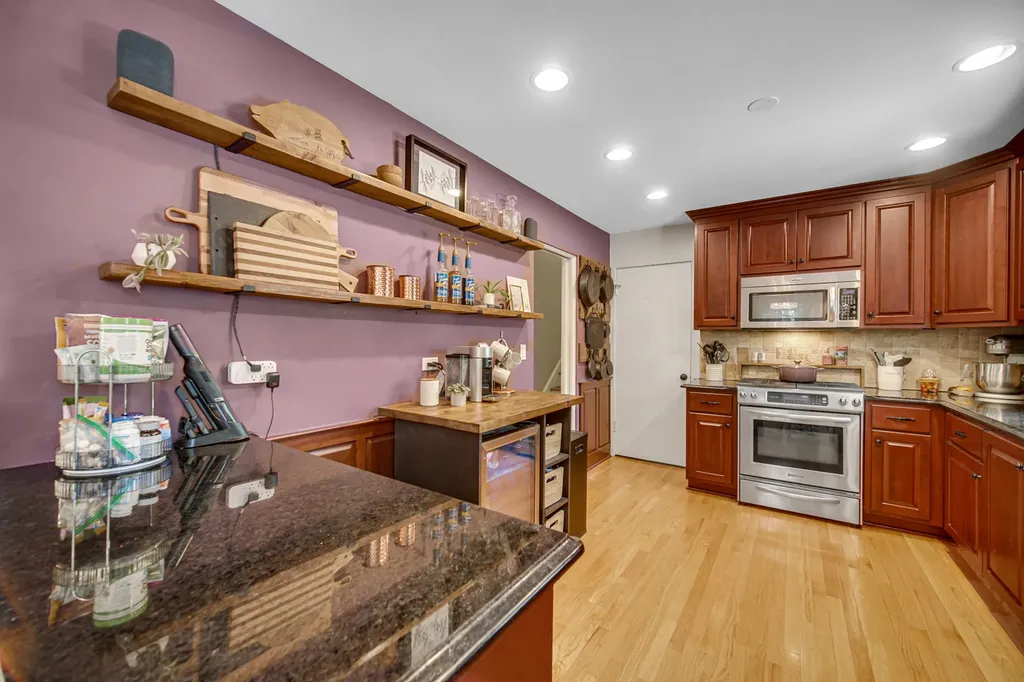 54 Elmwood Drive Naperville IL 60540