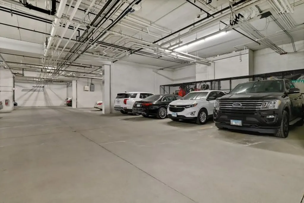 225 Main Street Roselle IL 60172