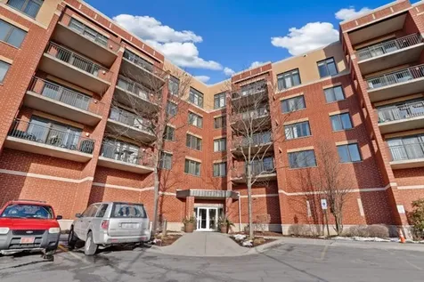 225 Main Street Roselle IL 60172