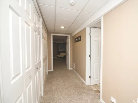 1627 Tyler Trail Mchenry IL 60051