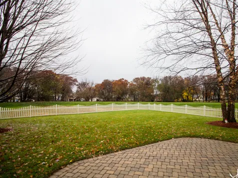 1627 Tyler Trail Mchenry IL 60051