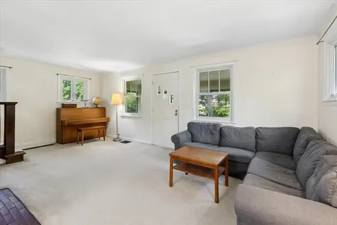 2716 Woodbine Avenue Evanston IL 60201