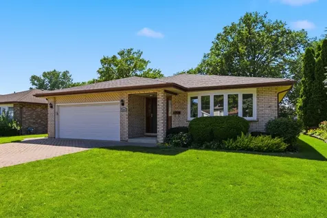 9242 North Washington Street Niles IL 60714