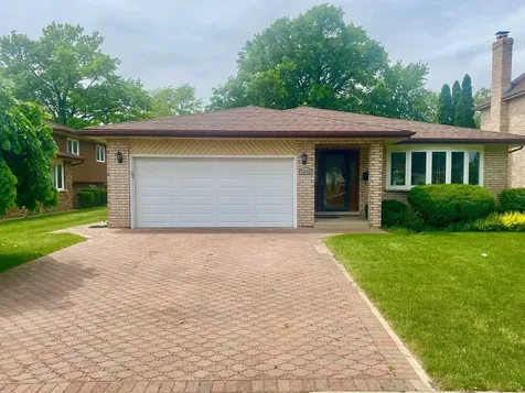 9242 North Washington Street Niles IL 60714
