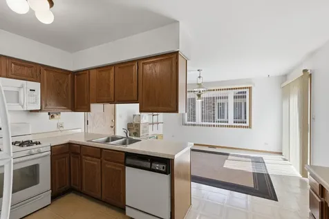 9242 North Washington Street Niles IL 60714