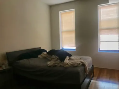 1050 West Dickens Avenue Chicago IL 60614