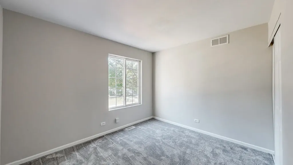 1860 Middlebury Drive Aurora IL 60503