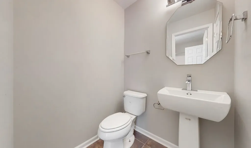 1860 Middlebury Drive Aurora IL 60503