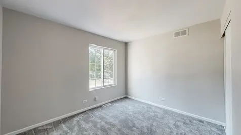 1860 Middlebury Drive Aurora IL 60503