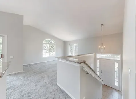 1860 Middlebury Drive Aurora IL 60503