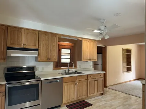 1723 East Lawn Savanna IL 61074