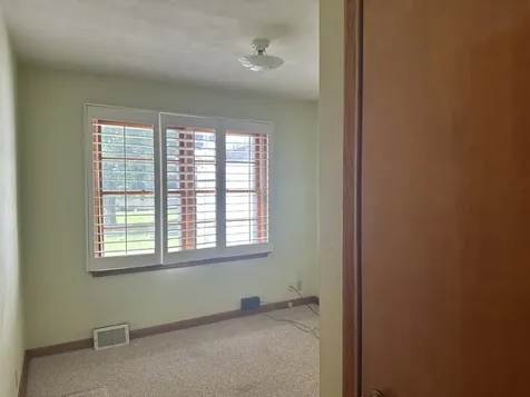 1723 East Lawn Savanna IL 61074