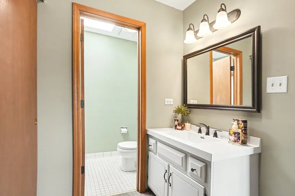 9220 Frances Lane Orland Park IL 60462