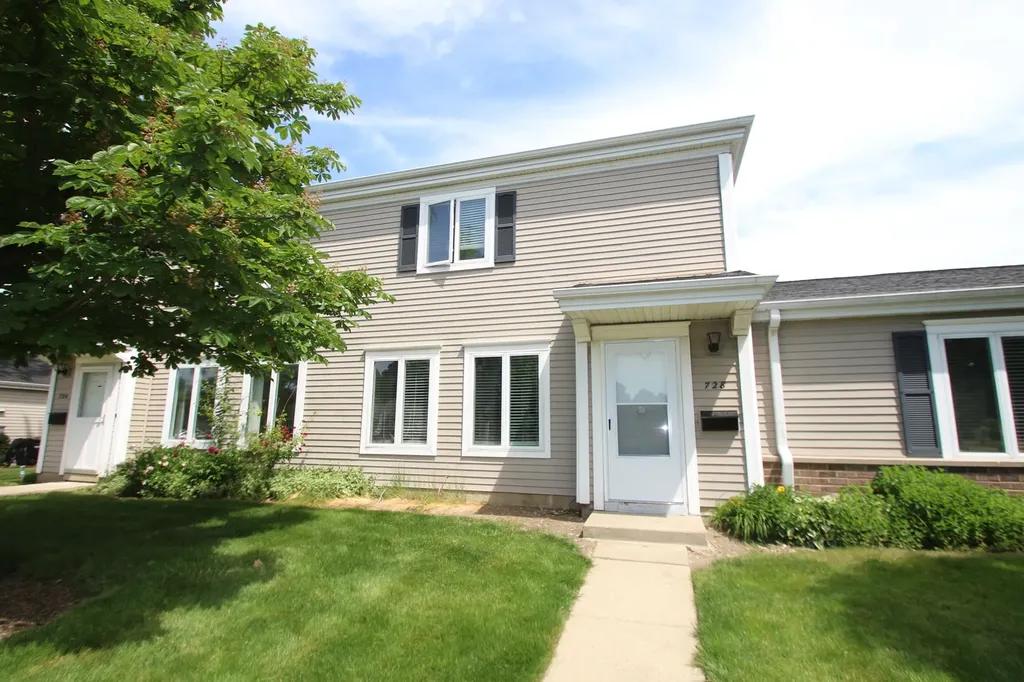 728 East Old Willow Road Prospect Heights IL 60070