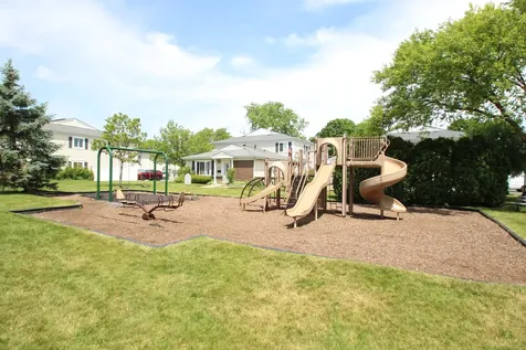 728 East Old Willow Road Prospect Heights IL 60070
