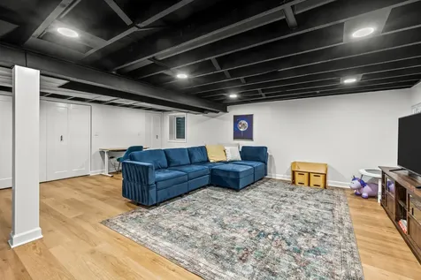 1445 Crown Lane Glenview IL 60025