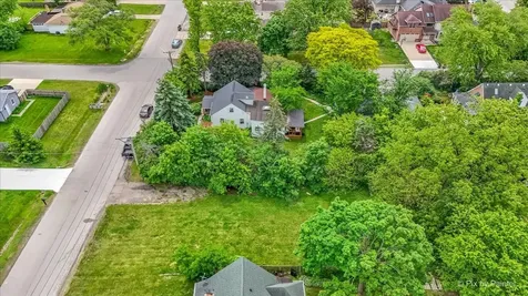9312 Knight Avenue Des Plaines IL 60016