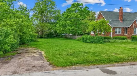 9312 Knight Avenue Des Plaines IL 60016