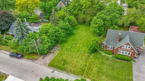 9312 Knight Avenue Des Plaines IL 60016