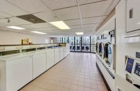 10 East Ontario Street Chicago IL 60611