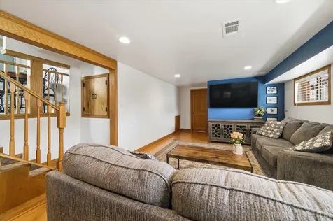 7528 Churchill Street Morton Grove IL 60053