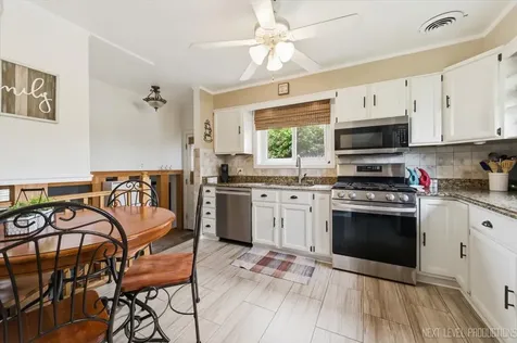 7528 Churchill Street Morton Grove IL 60053