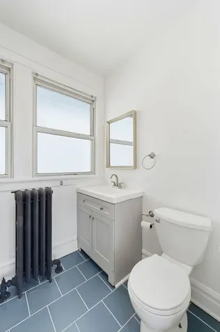 3252 East 136th Street Chicago IL 60633