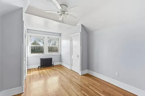 3252 East 136th Street Chicago IL 60633