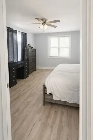 3252 East 136th Street Chicago IL 60633