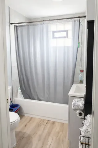 3252 East 136th Street Chicago IL 60633