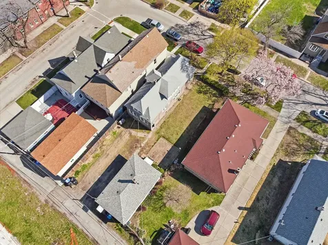3252 East 136th Street Chicago IL 60633