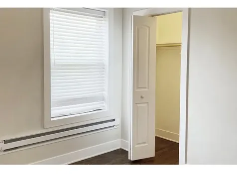 4218 North Clark Street Chicago IL 60613