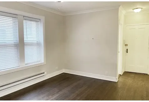 4218 North Clark Street Chicago IL 60613
