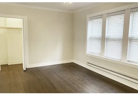 4218 North Clark Street Chicago IL 60613