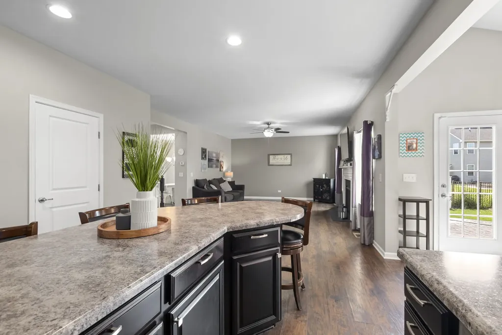 24505 Sleepy Hollow Lane Plainfield IL 60586