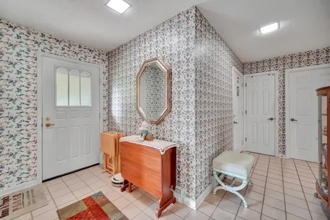 2418 North Nottingham Court Champaign IL 61821
