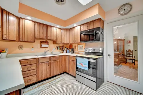 2418 North Nottingham Court Champaign IL 61821